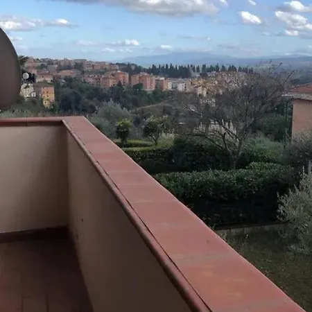 Charming With View In 80 Sqm + Parking Siena