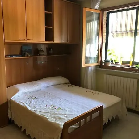 Charming With View In 80 Sqm + Parking * Siena
