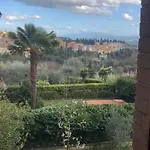 Apartment Comfortable In Siena, 80 M², View *